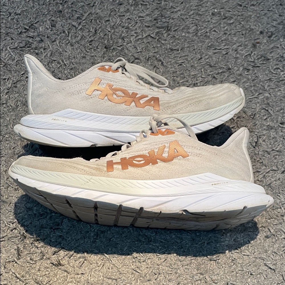 Hoka Mach 5